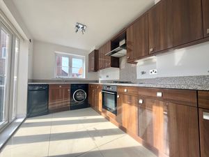 Photo 11- click for photo gallery